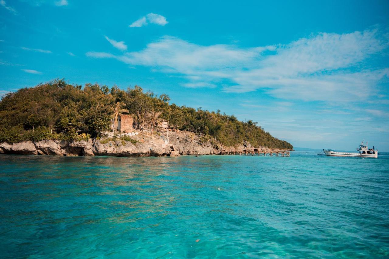 Island Front - Bangcogon Resort And Restaurant Oslob Exterior foto