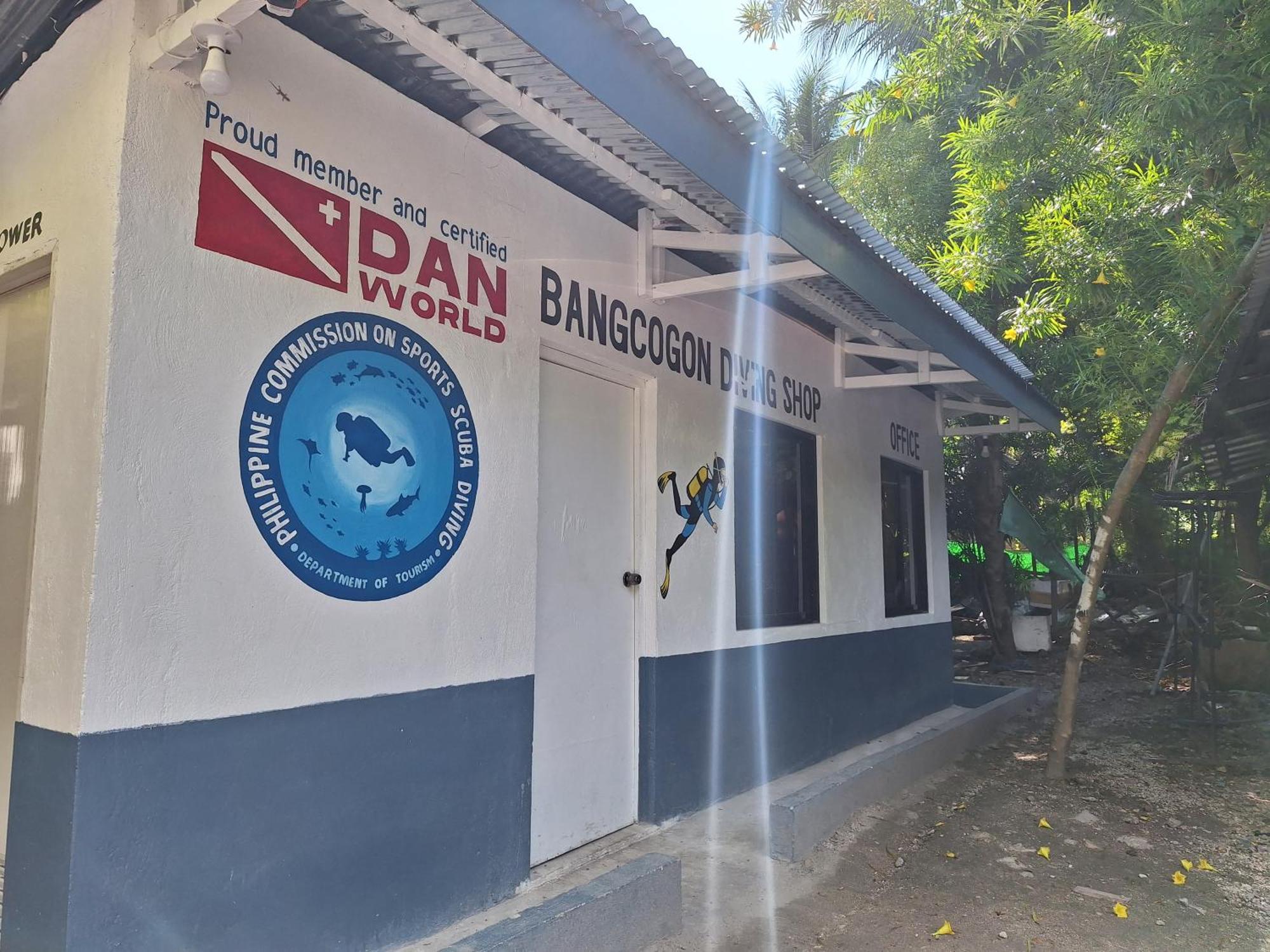 Island Front - Bangcogon Resort And Restaurant Oslob Exterior foto